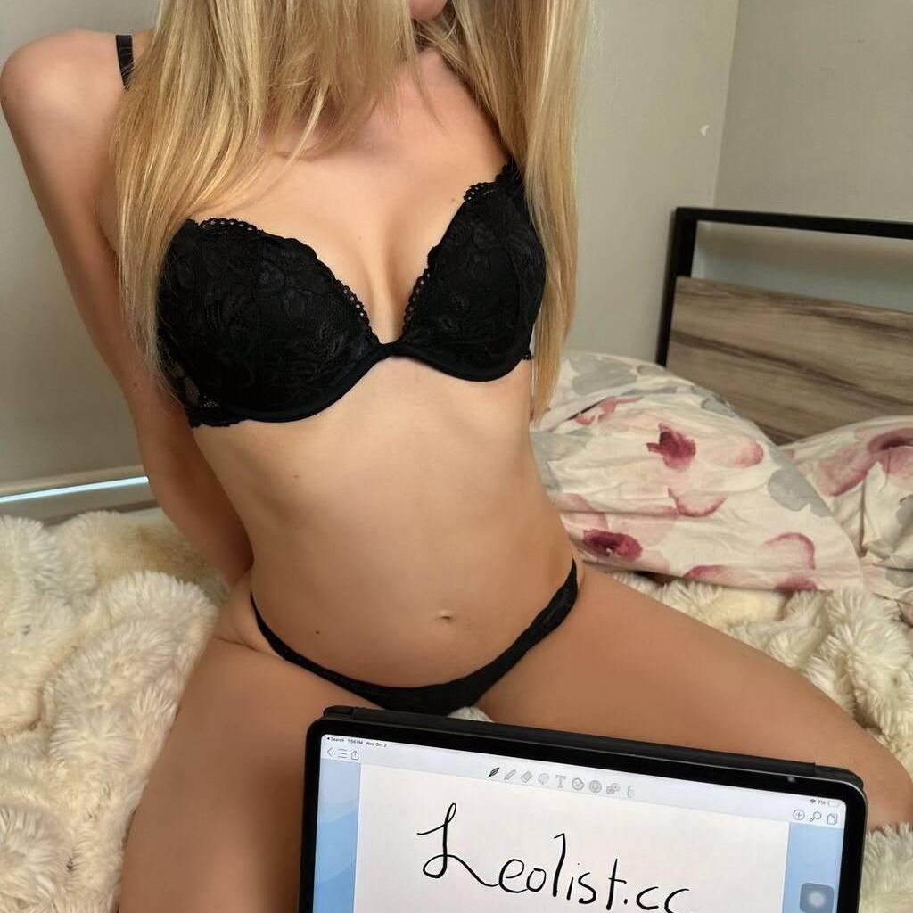 Larissa is Female Escorts. | Calgary | Alberta | Canada | canadatopescorts.com 