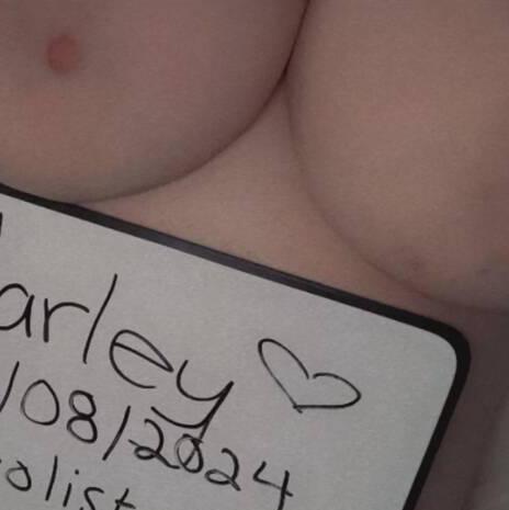 Harley is Female Escorts. | Kitchener | Ontario | Canada | canadatopescorts.com 