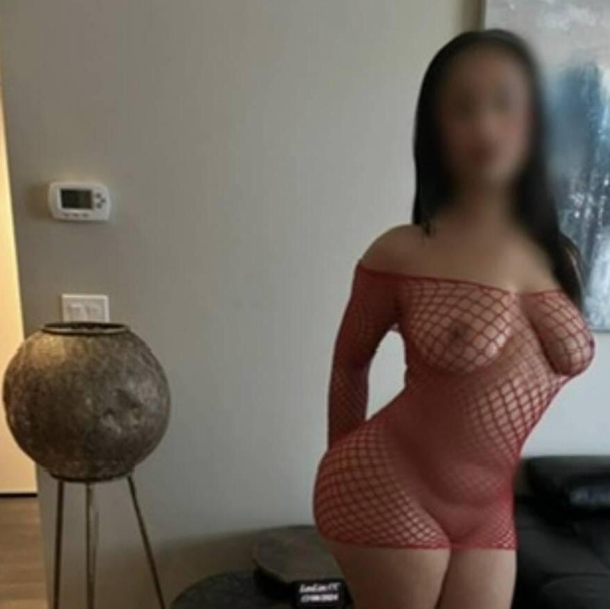 Jasmine is Female Escorts. | Sudbury | Ontario | Canada | canadatopescorts.com 