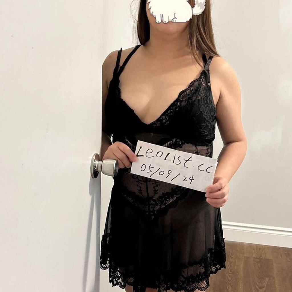 Amy is Female Escorts. | Barrie | Ontario | Canada | canadatopescorts.com 