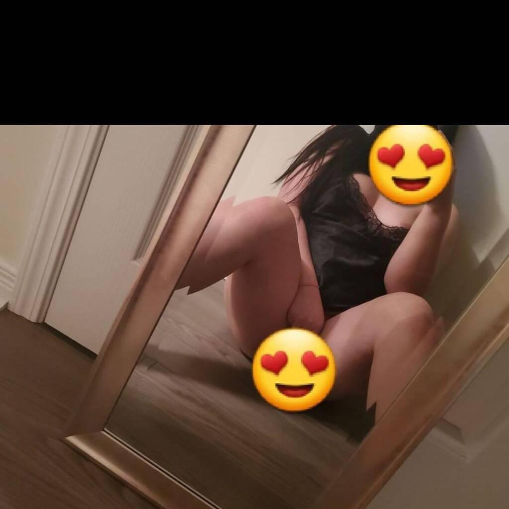 Mia is Female Escorts. | Kitchener | Ontario | Canada | canadatopescorts.com 