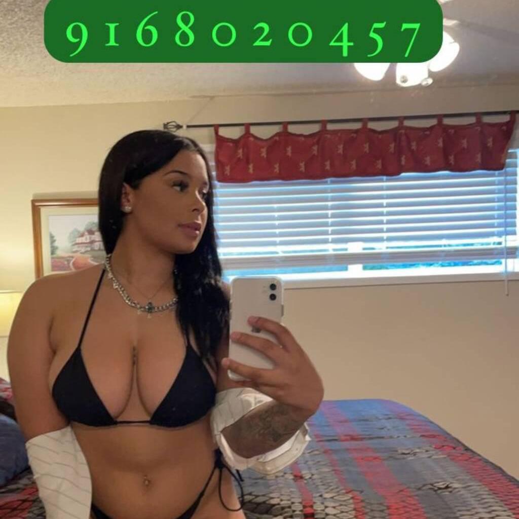 Cupcake is Female Escorts. | St. Albert | Alberta | Canada | canadatopescorts.com 