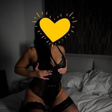 sophia is Female Escorts. | Saguenay | Quebec | Canada | canadatopescorts.com 