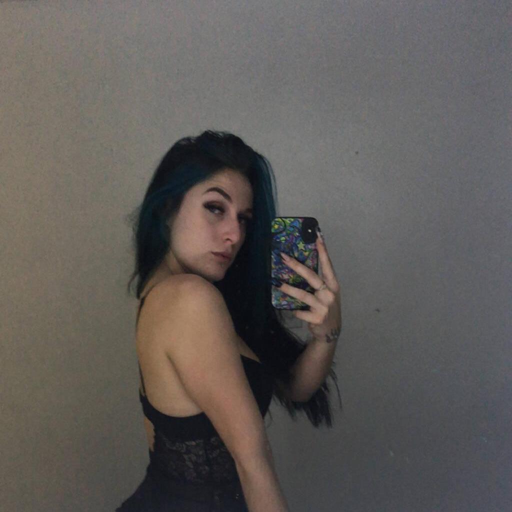 Summer is Female Escorts. | Edmonton | Alberta | Canada | canadatopescorts.com 