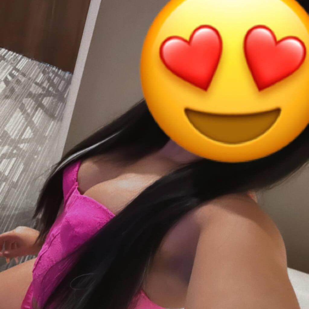 AALIYAH is Female Escorts. | Toronto | Ontario | Canada | canadatopescorts.com 