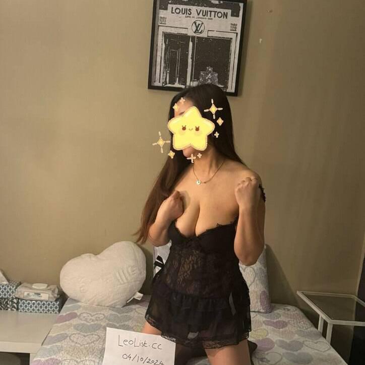 22 girls,2For1 Free is Female Escorts. | Vancouver | British Columbia | Canada | canadatopescorts.com 