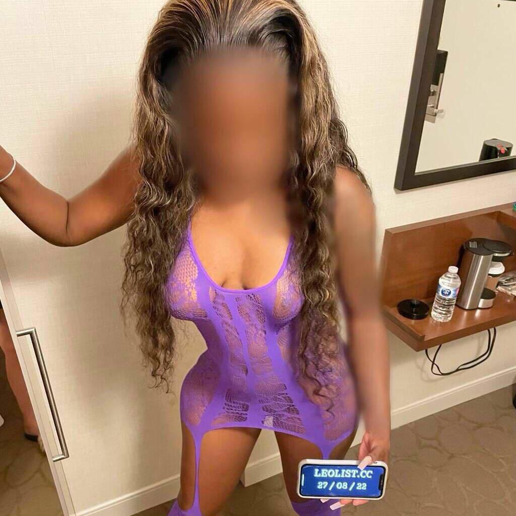 Natasha is Female Escorts. | Calgary | Alberta | Canada | canadatopescorts.com 