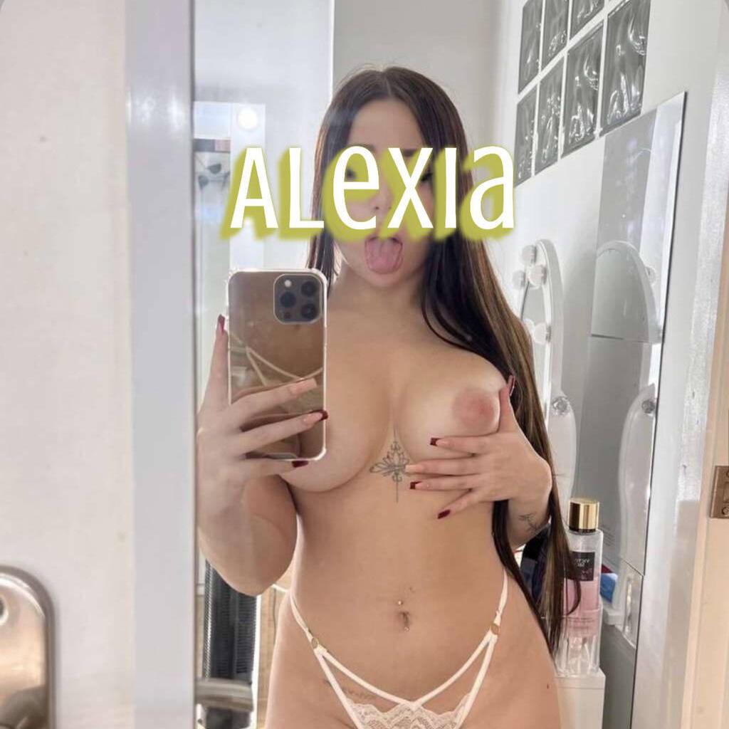 Alexia is Female Escorts. | Niagara | Ontario | Canada | canadatopescorts.com 