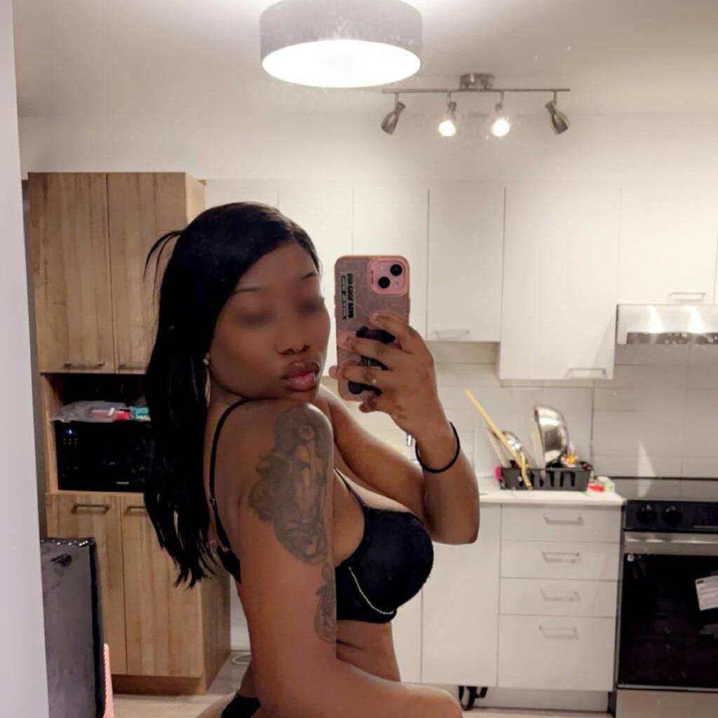 Samiah is Female Escorts. | Hamilton | Ontario | Canada | canadatopescorts.com 