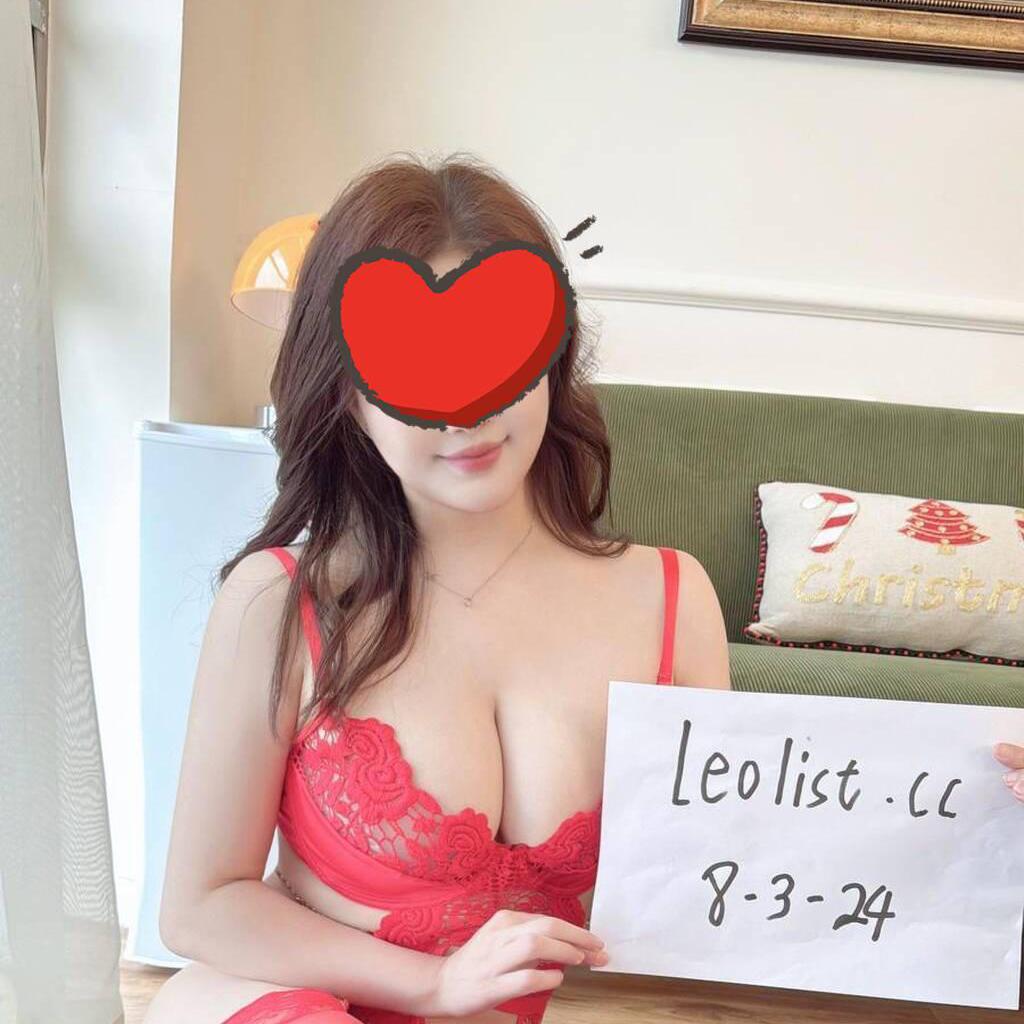 QQ /778/378/8983 is Female Escorts. | Edmonton | Alberta | Canada | canadatopescorts.com 