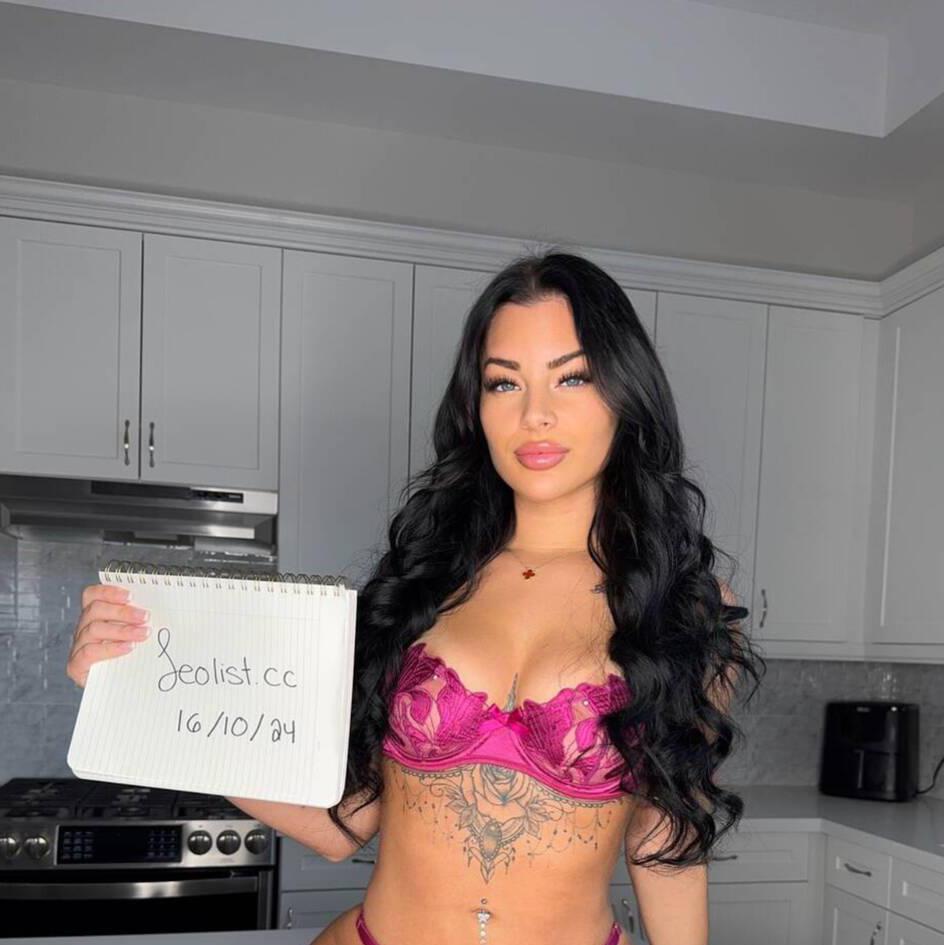 Lana is Female Escorts. | Kelowna | British Columbia | Canada | canadatopescorts.com 