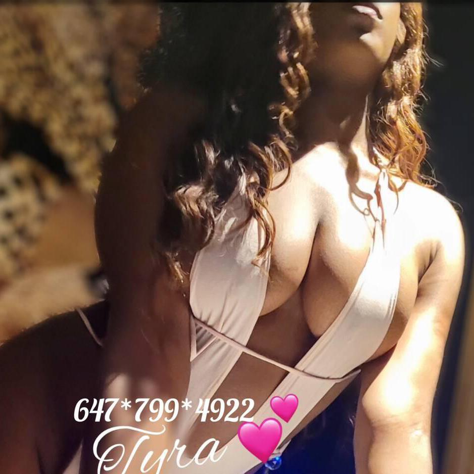 Tyra is Female Escorts. | Barrie | Ontario | Canada | canadatopescorts.com 