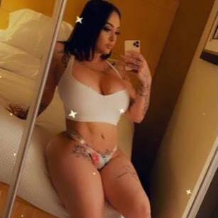 CASSiiE is Female Escorts. | Niagara | Ontario | Canada | canadatopescorts.com 