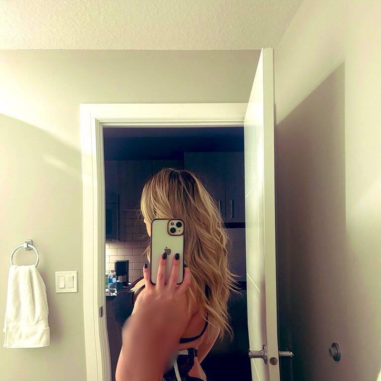 Leighla Luxxx is Female Escorts. | Lethbridge | Alberta | Canada | canadatopescorts.com 