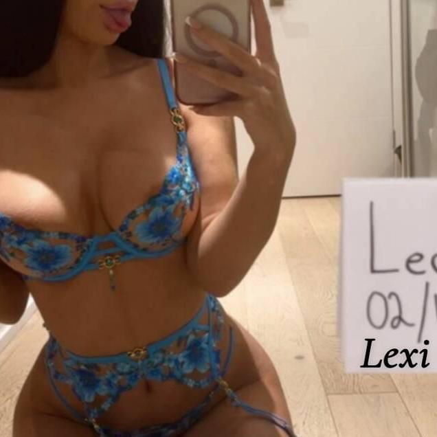 Lexi is Female Escorts. | windsor | Ontario | Canada | canadatopescorts.com 