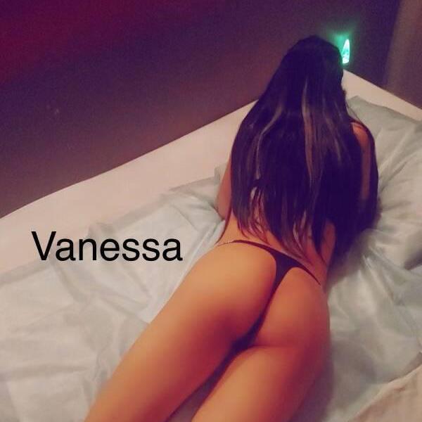 sexy girls salon masssage is Female Escorts. | Montreal | Quebec | Canada | canadatopescorts.com 