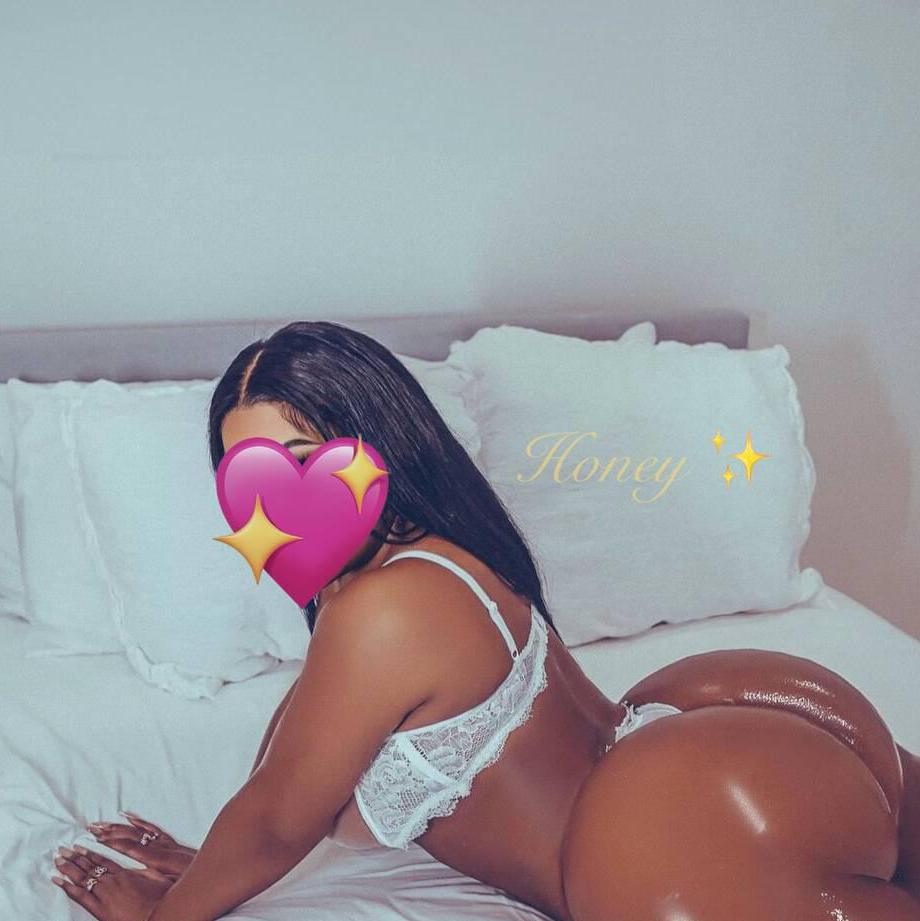 Honey is Female Escorts. | Calgary | Alberta | Canada | canadatopescorts.com 