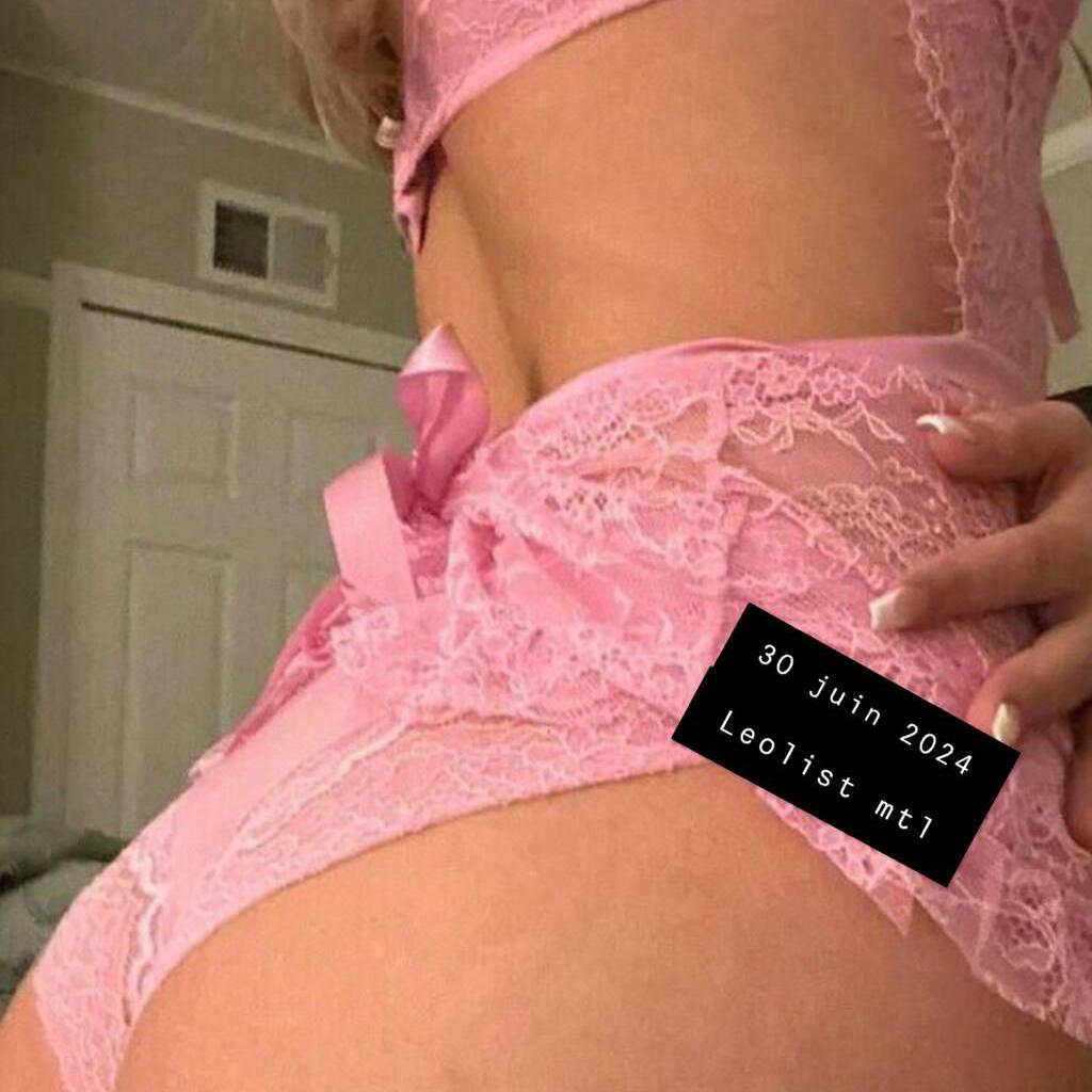 LOLA is Female Escorts. | Quebec City | Quebec | Canada | canadatopescorts.com 