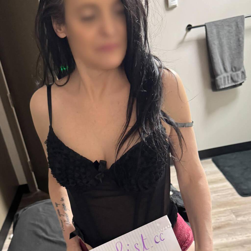 Monica The Tight Goddess is Female Escorts. | Niagara | Ontario | Canada | canadatopescorts.com 