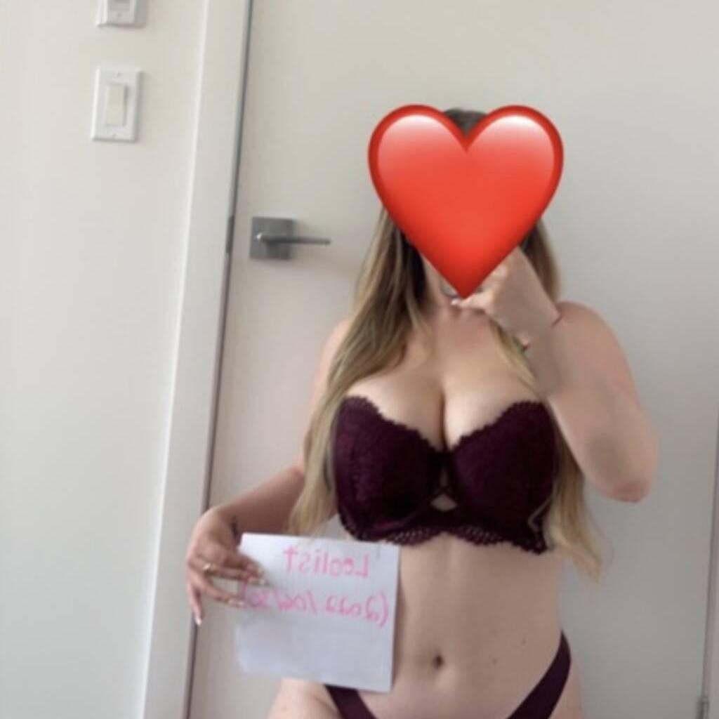 Ms Snow / Anella is Female Escorts. | Toronto | Ontario | Canada | canadatopescorts.com 