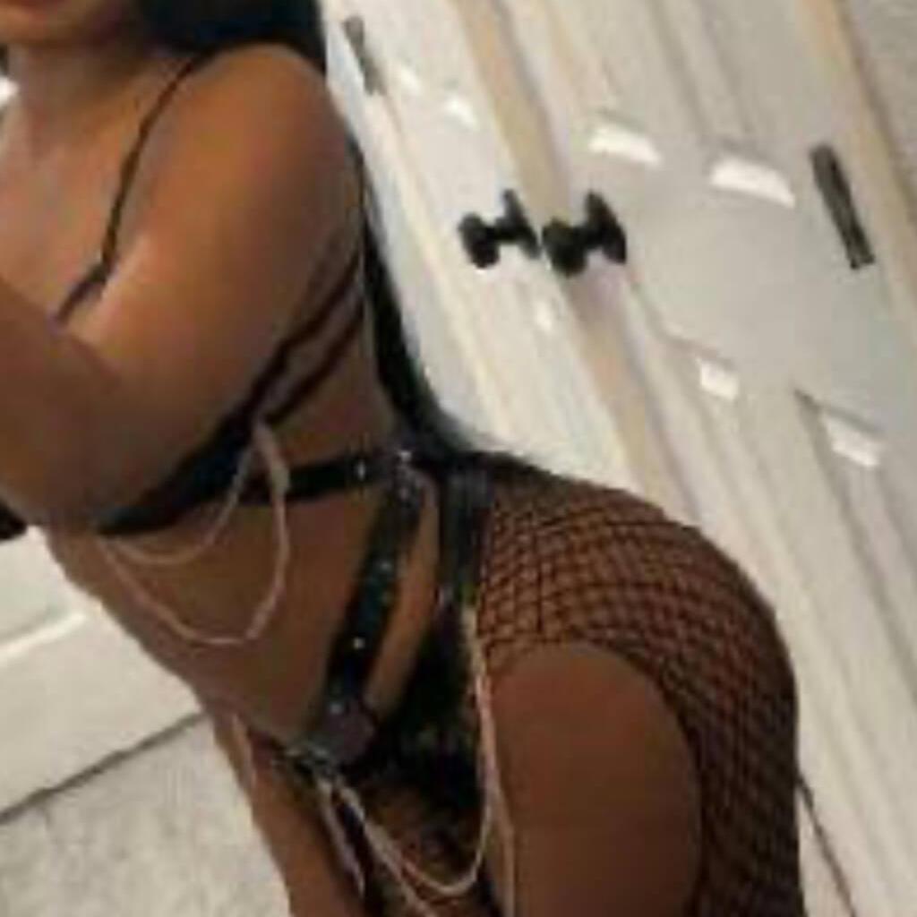 Jazzy is Female Escorts. | Barrie | Ontario | Canada | canadatopescorts.com 