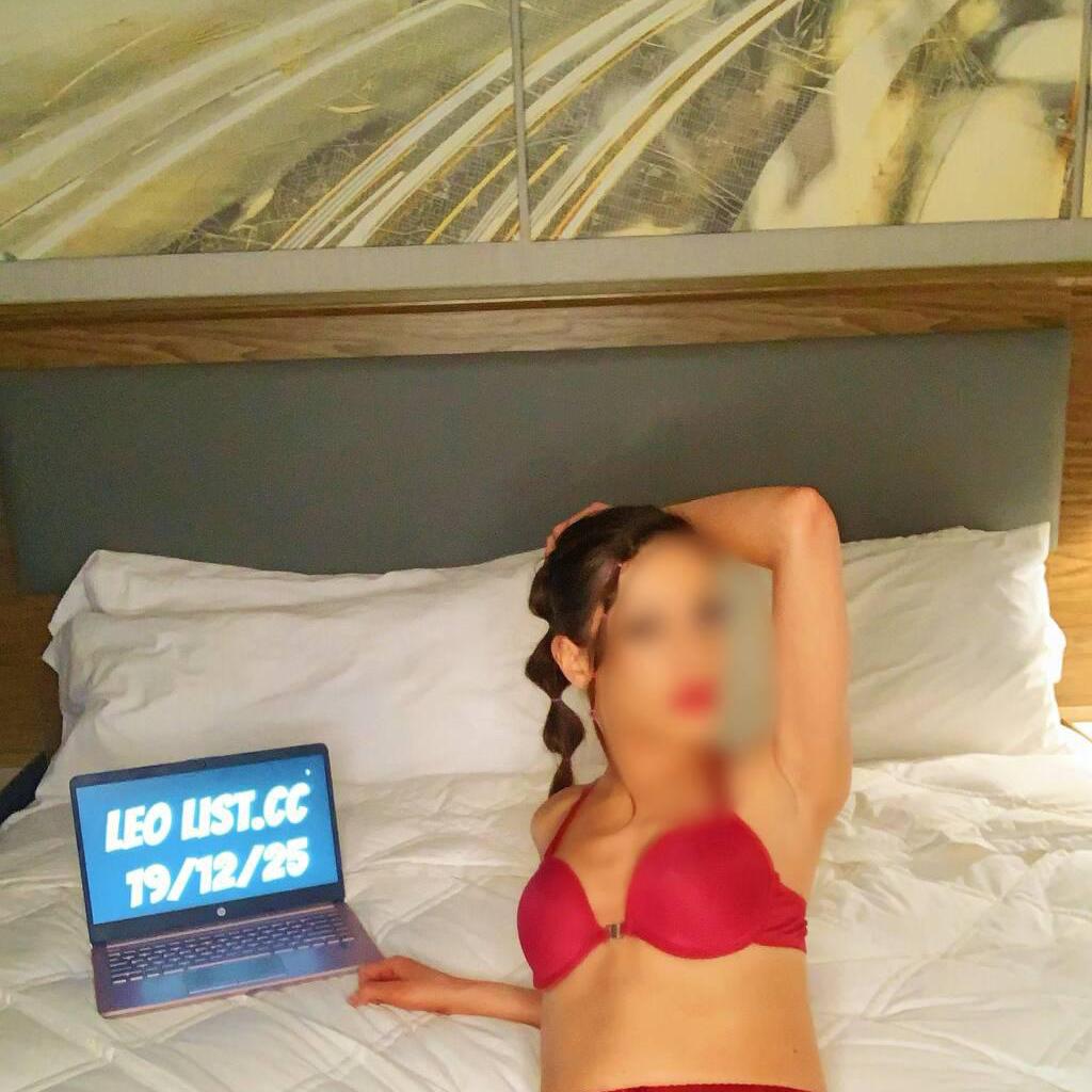 Skye is Female Escorts. | Hamilton | Ontario | Canada | canadatopescorts.com 