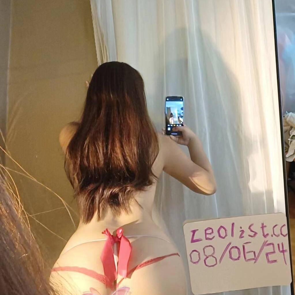 Celina is Female Escorts. | Edmonton | Alberta | Canada | canadatopescorts.com 