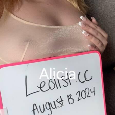 Alicia & Leila is Female Escorts. | Quebec City | Quebec | Canada | canadatopescorts.com 