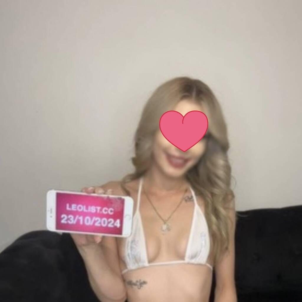 Billie is Female Escorts. | Montreal | Quebec | Canada | canadatopescorts.com 