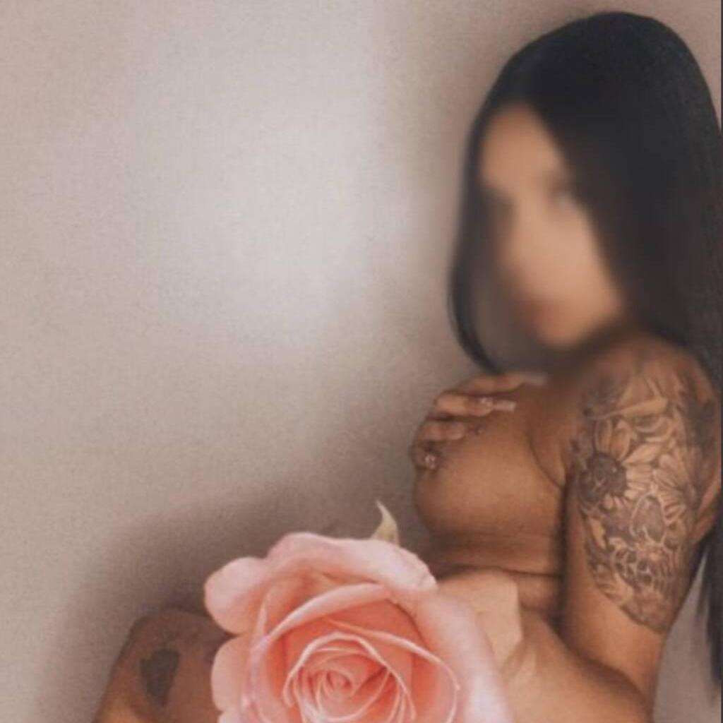 AMINA MARTÌNEZ- CASH ONLY is Female Escorts. | Kelowna | British Columbia | Canada | canadatopescorts.com 