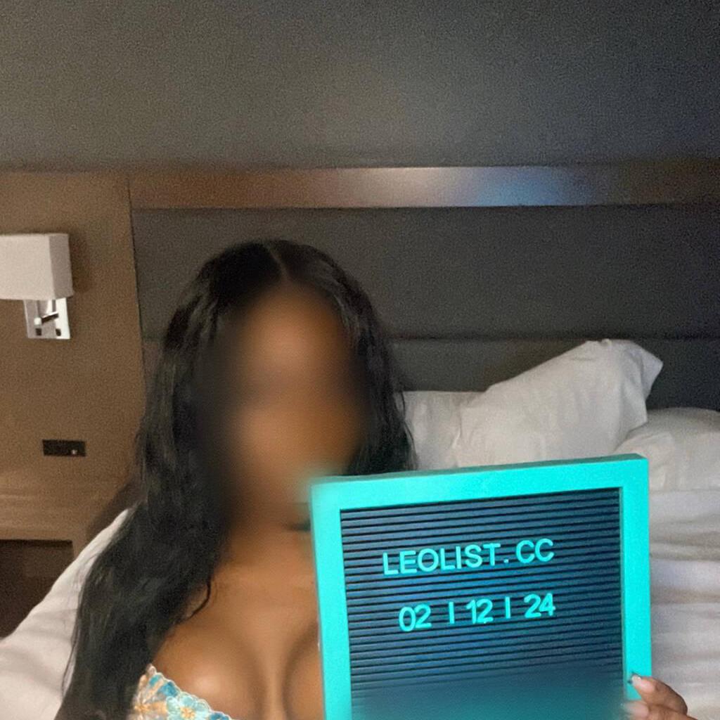 CASH is KING is Female Escorts. | Ft Mcmurray | Alberta | Canada | canadatopescorts.com 