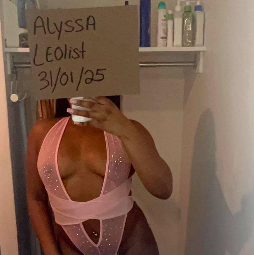 Alyssa is Female Escorts. | Regina | Saskatchewan | Canada | canadatopescorts.com 