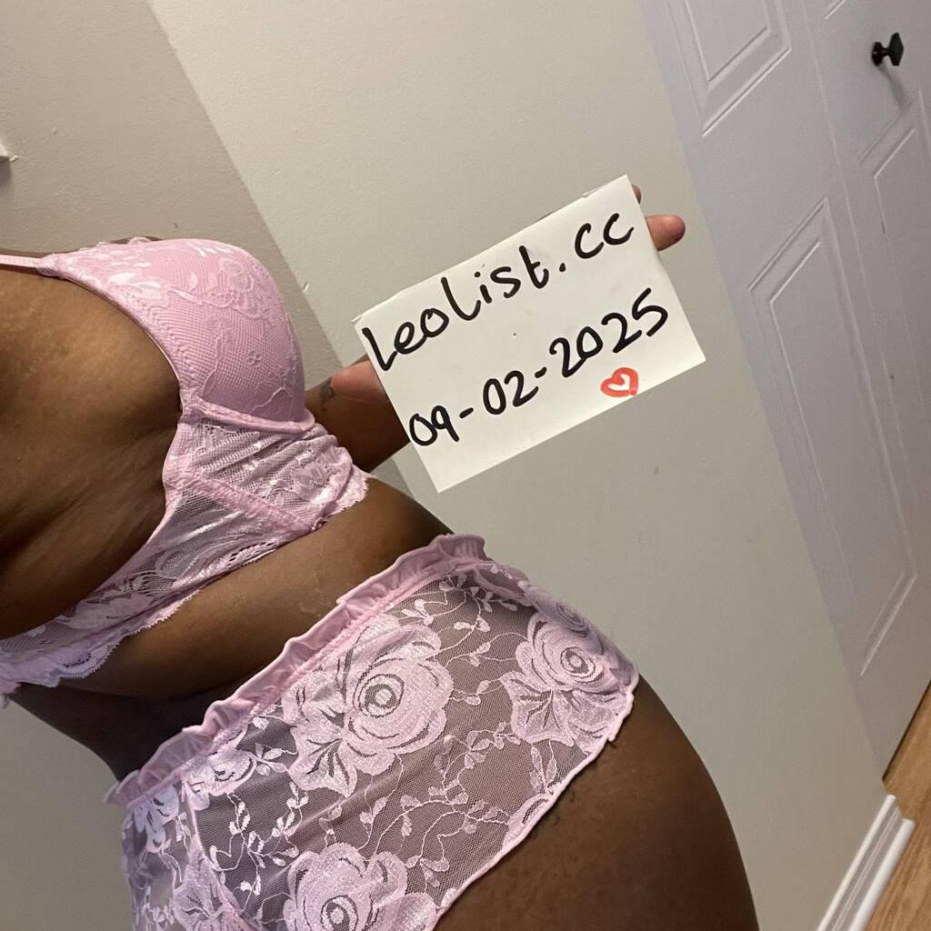 Sandra is Female Escorts. | Quebec City | Quebec | Canada | canadatopescorts.com 