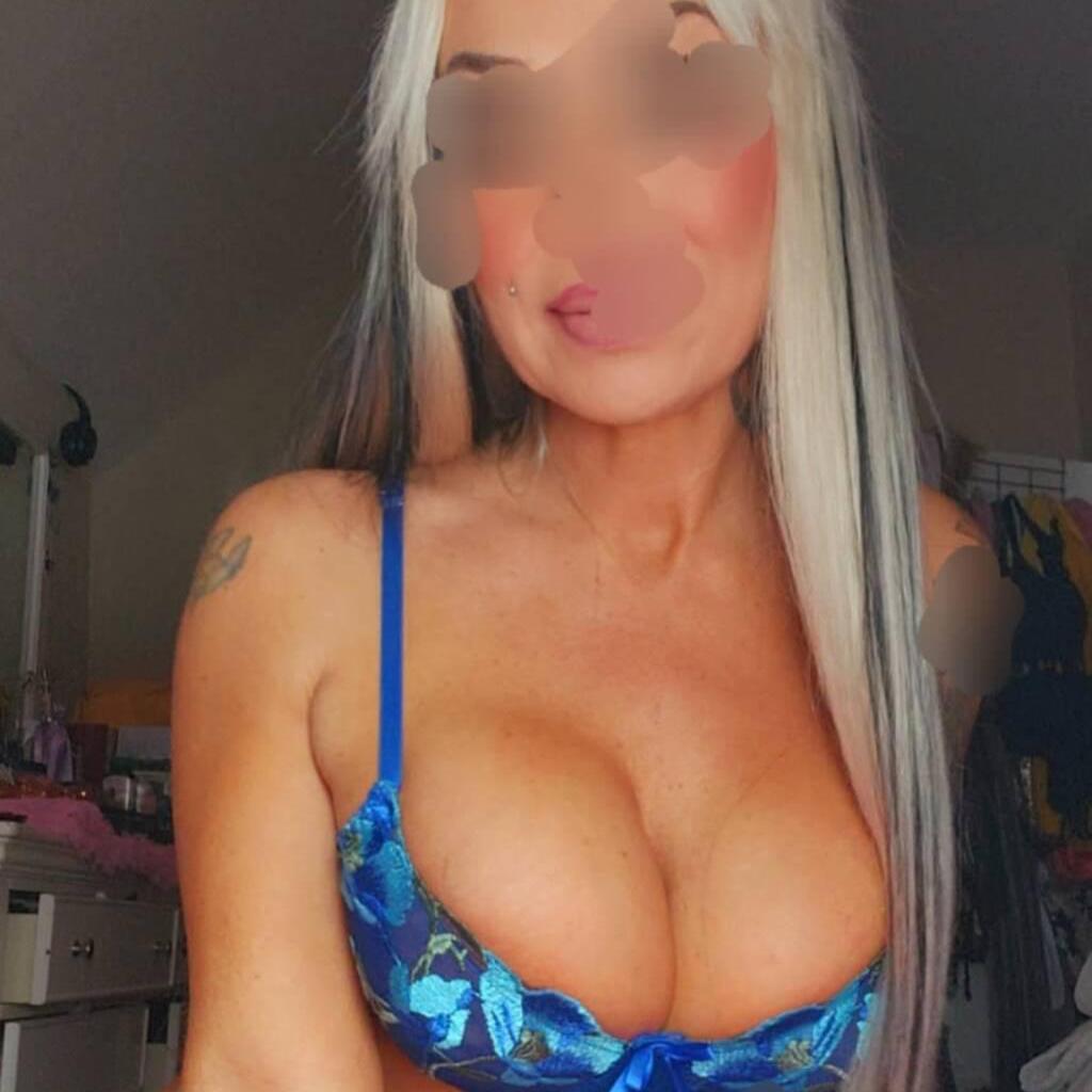 
                        Miss Maria Dawn
                     is Female Escorts. | Winnipeg | Manitoba | Canada | canadatopescorts.com 