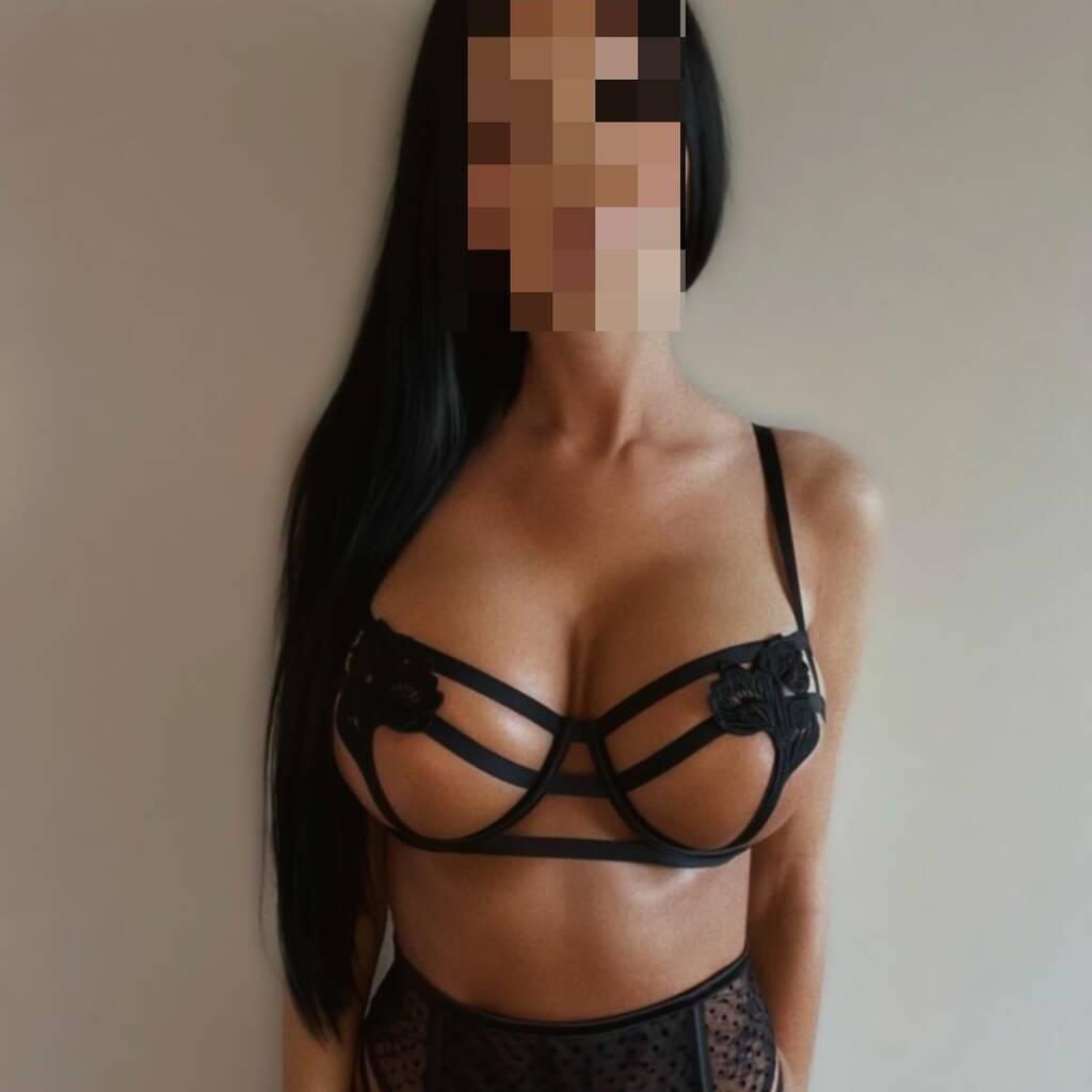 
                        Melina Myles
                     is Female Escorts. | Vancouver | British Columbia | Canada | canadatopescorts.com 