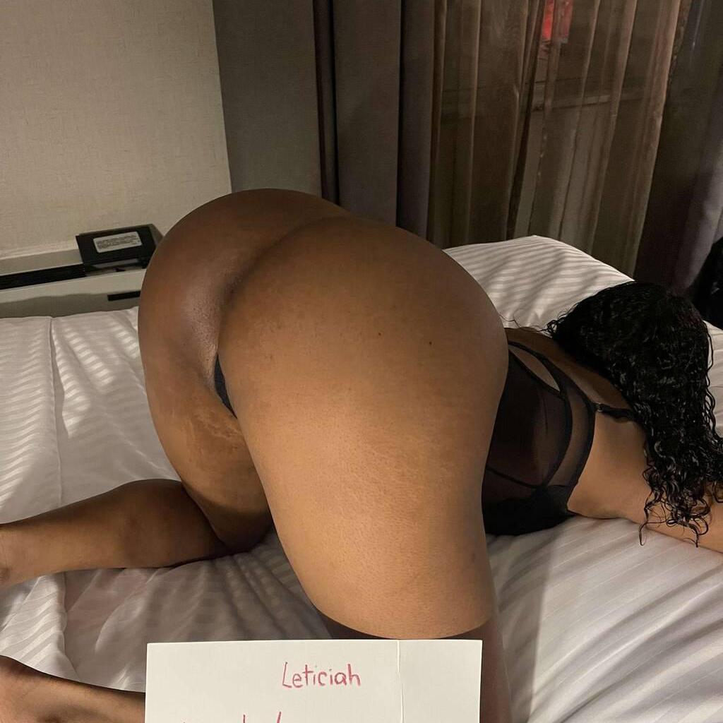 
                        Leticia
                     is Female Escorts. | Toronto | Ontario | Canada | canadatopescorts.com 