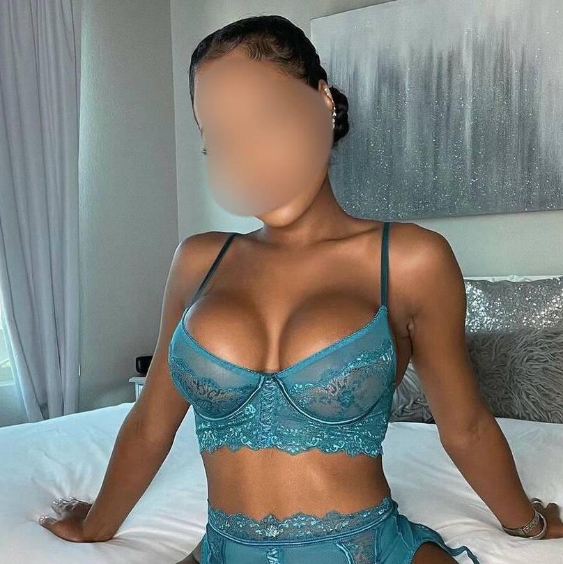 
                        Pearl
                     is Female Escorts. | Ft Mcmurray | Alberta | Canada | canadatopescorts.com 