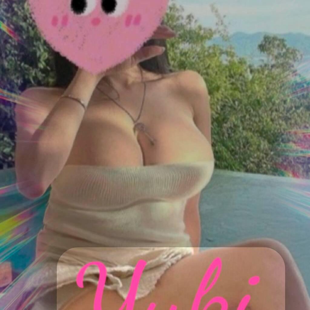 
                        Amazing Mother &daughter
                     is Female Escorts. | Toronto | Ontario | Canada | canadatopescorts.com 