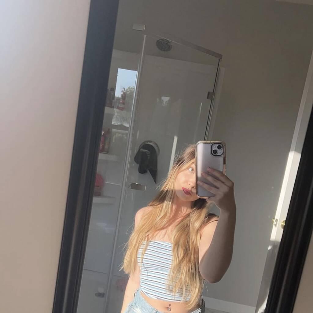 
                        Kim
                     is Female Escorts. | Red Deer | Alberta | Canada | canadatopescorts.com 