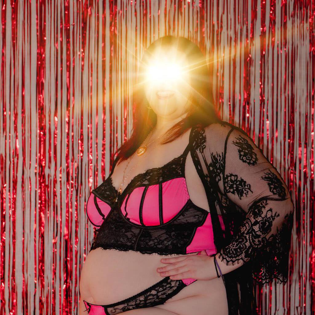 
                        Amber BBW
                     is Female Escorts. | Niagara | Ontario | Canada | canadatopescorts.com 