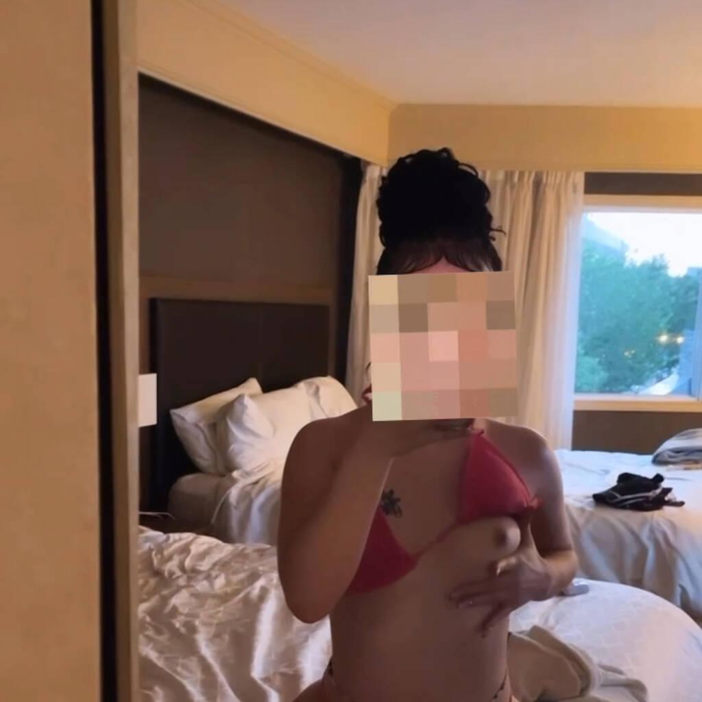 
                        Layla
                     is Female Escorts. | Edmonton | Alberta | Canada | canadatopescorts.com 