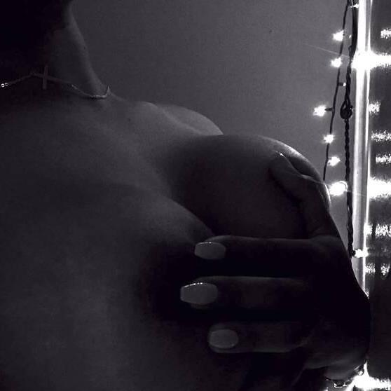 
                        RedRubyy
                     is Female Escorts. | Sarnia | Ontario | Canada | canadatopescorts.com 