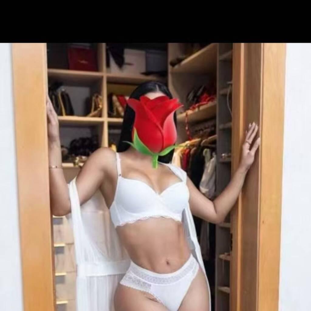 
                        Yifeng massage
                     is Female Escorts. | Vancouver | British Columbia | Canada | canadatopescorts.com 
