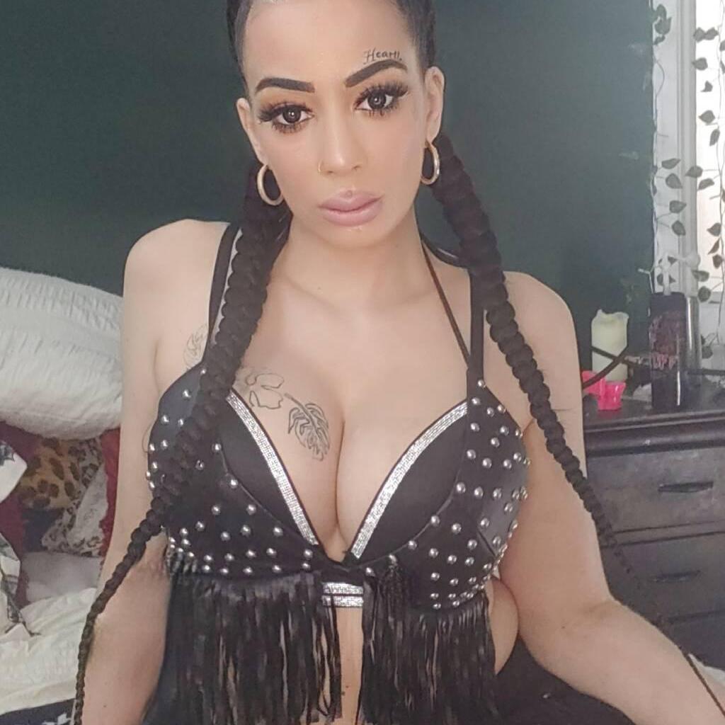 
                        niomi
                     is Female Escorts. | Vancouver | British Columbia | Canada | canadatopescorts.com 