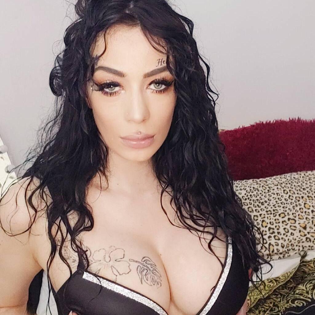 
                        niomi
                     is Female Escorts. | Vancouver | British Columbia | Canada | canadatopescorts.com 