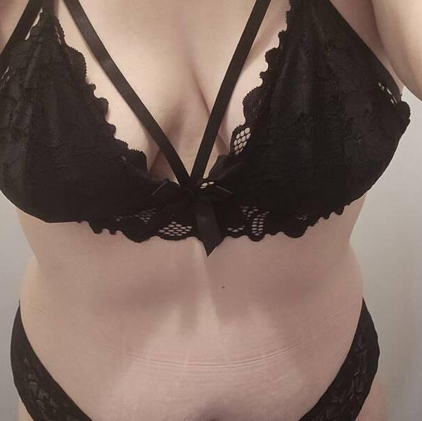 
                        Sweetpea
                     is Female Escorts. | Kitchener | Ontario | Canada | canadatopescorts.com 