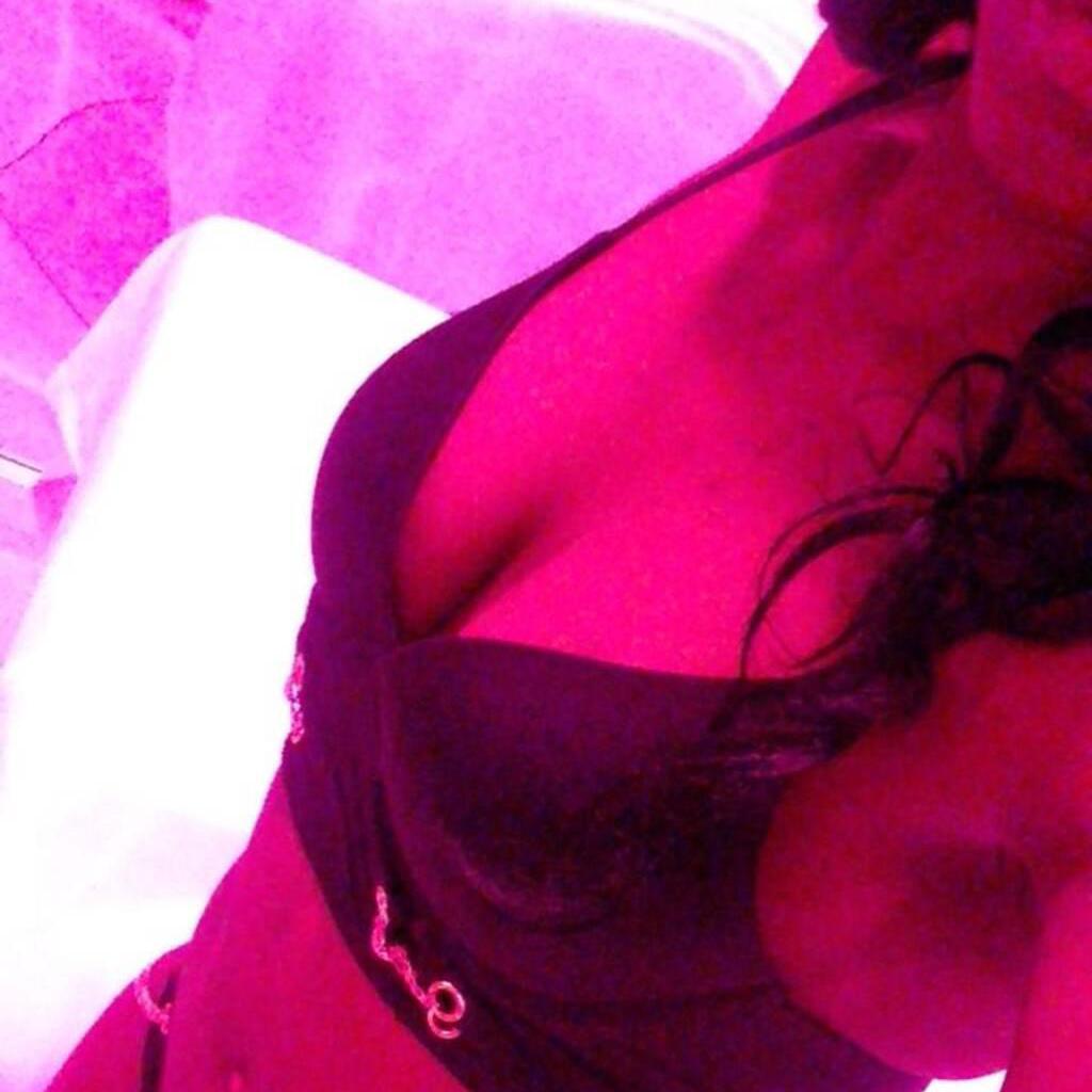 
                        Tessa25
                     is Female Escorts. | Sherbrooke | Quebec | Canada | canadatopescorts.com 
