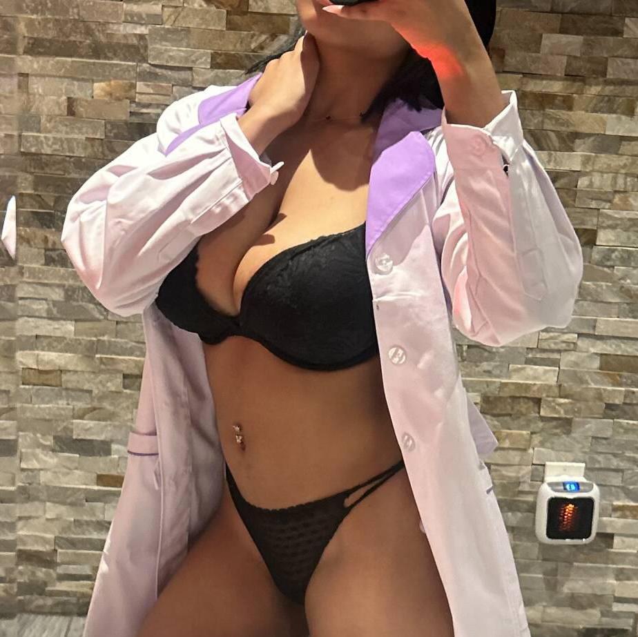 
                        Lexii
                     is Female Escorts. | Guelph | Ontario | Canada | canadatopescorts.com 