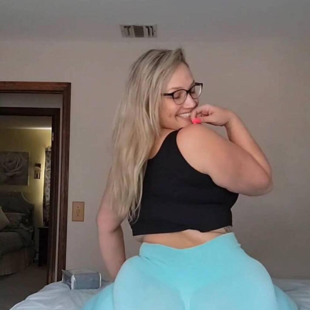 
                        Kim
                     is Female Escorts. | Cornwall | Ontario | Canada | canadatopescorts.com 