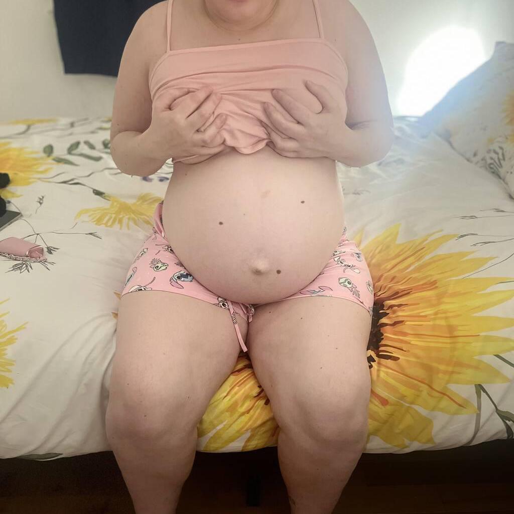 
                        Emie
                     is Female Escorts. | Hamilton | Ontario | Canada | canadatopescorts.com 